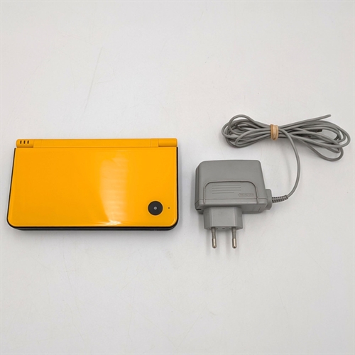 Nintendo DSi XL - Yellow - Console - SNR WEF133119846 (B Grade) (Used)